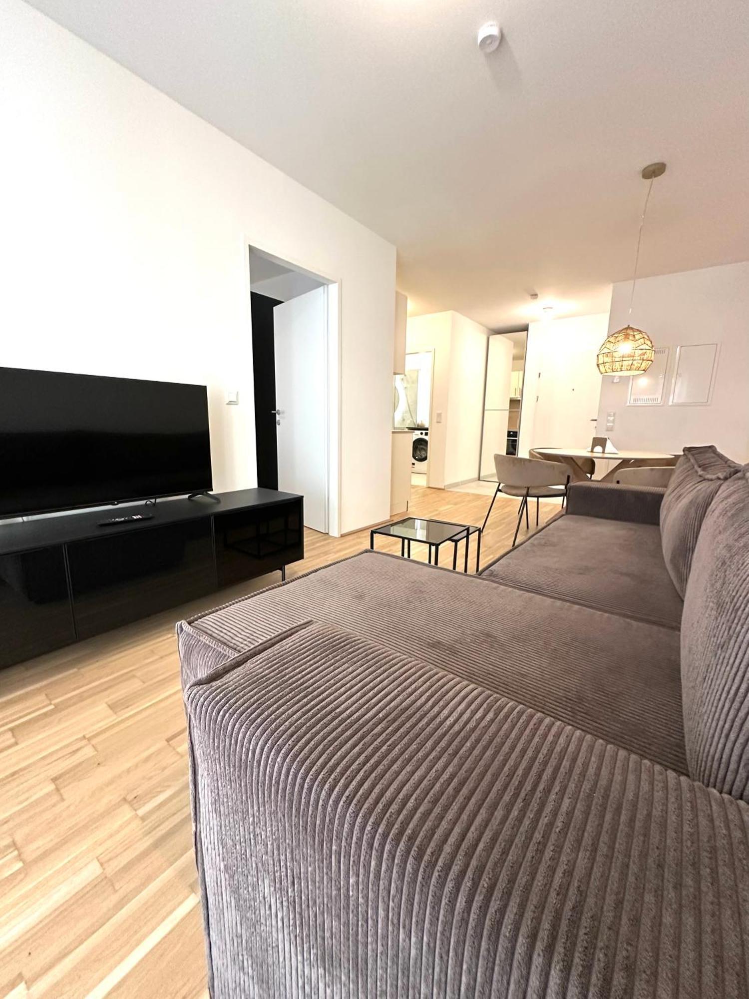 Coho City Apartments Mit Hauseigener Tiefgarage Vienna Esterno foto
