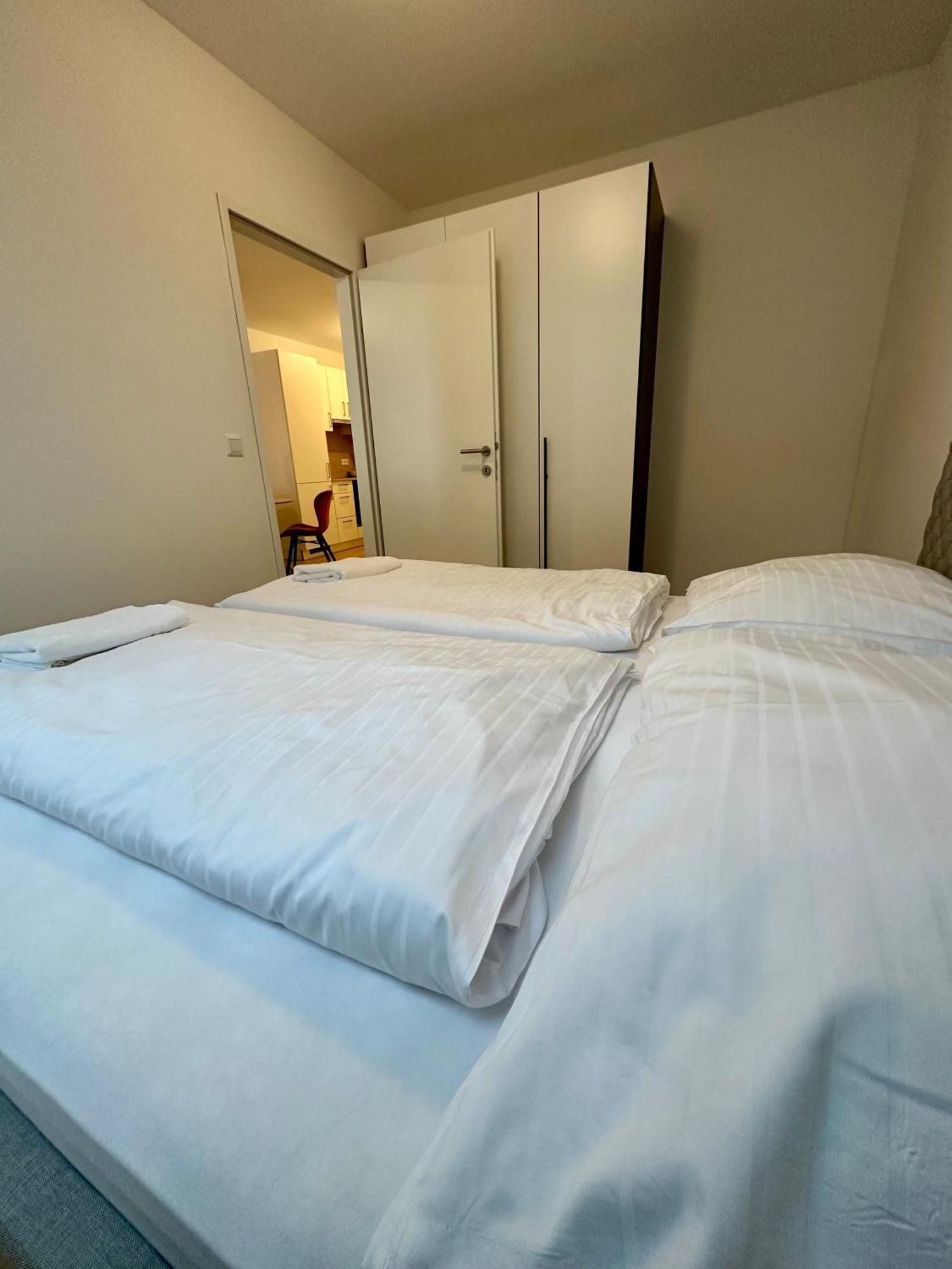 Coho City Apartments Mit Hauseigener Tiefgarage Vienna Esterno foto